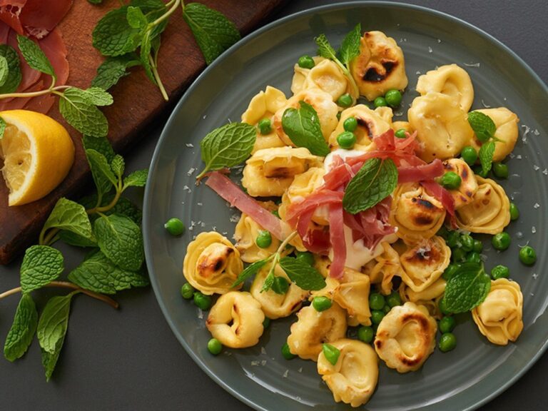 Crispy Cheese Tortellini with Prosciutto and Peas Artisola